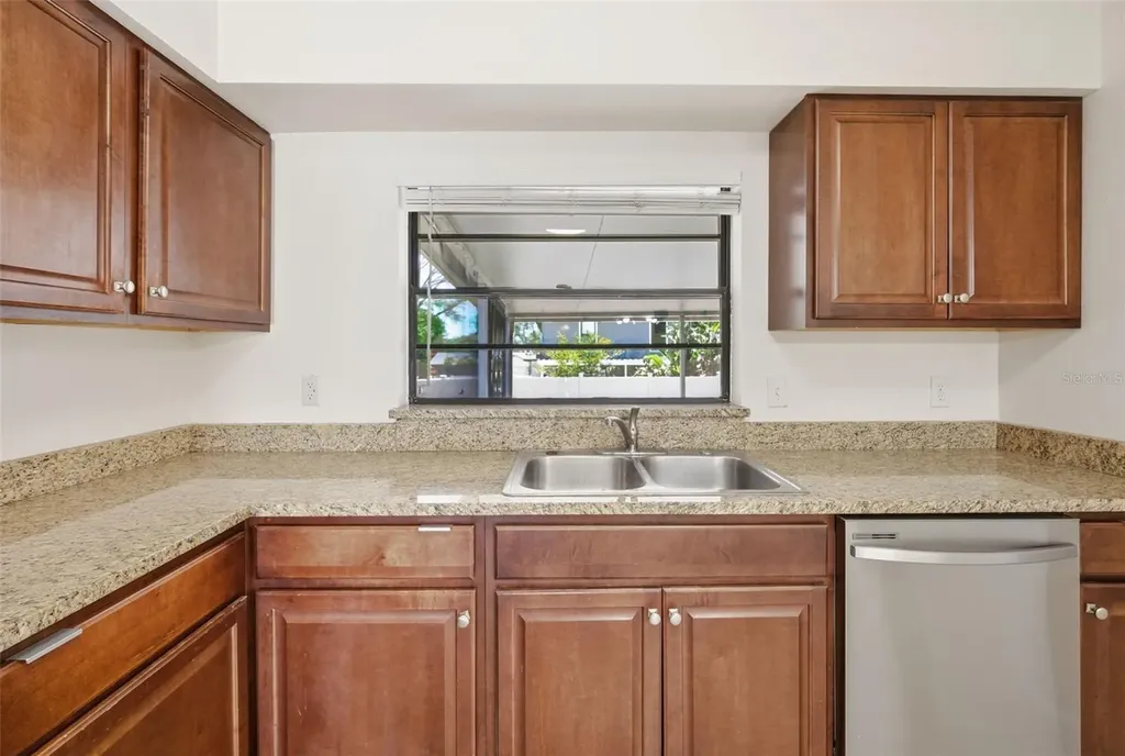 15602 Farnsworth Lane Tampa FL 33624