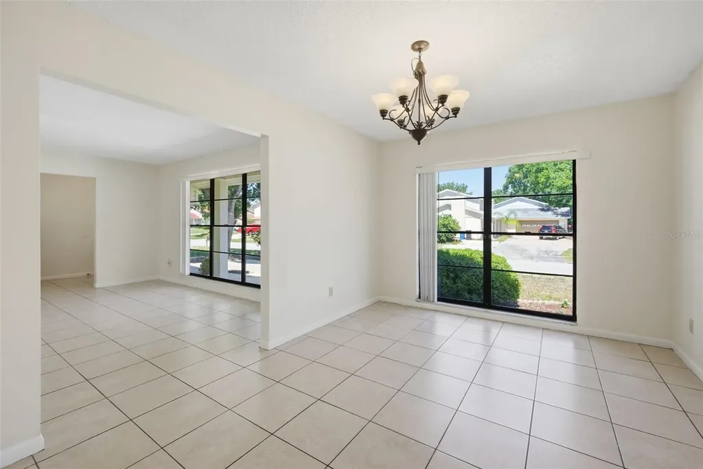 15602 Farnsworth Lane Tampa FL 33624