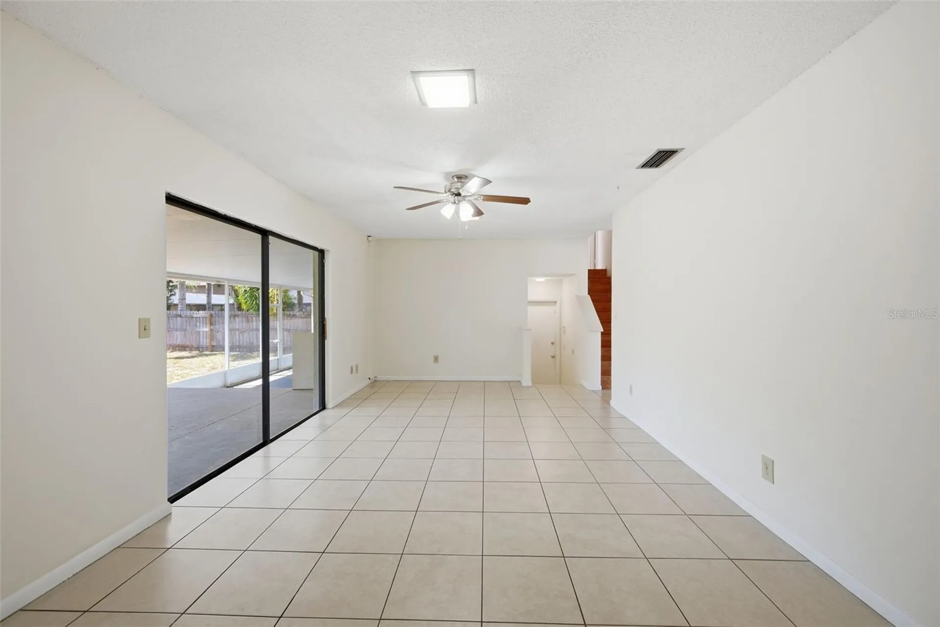 15602 Farnsworth Lane Tampa FL 33624