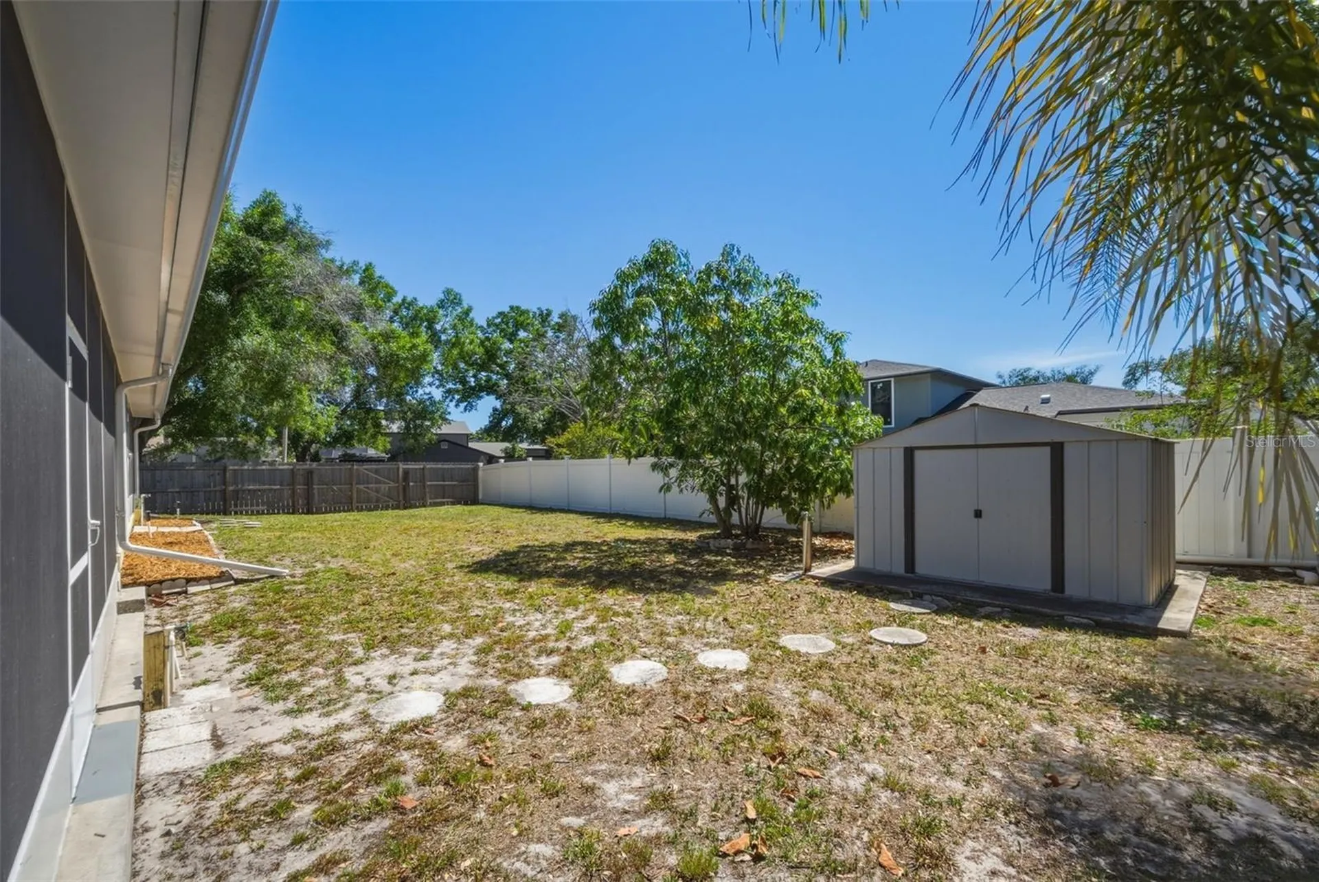 15602 Farnsworth Lane Tampa FL 33624