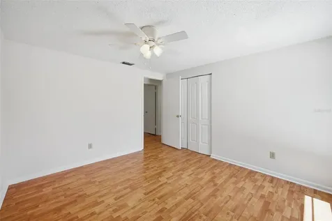 15602 Farnsworth Lane Tampa FL 33624