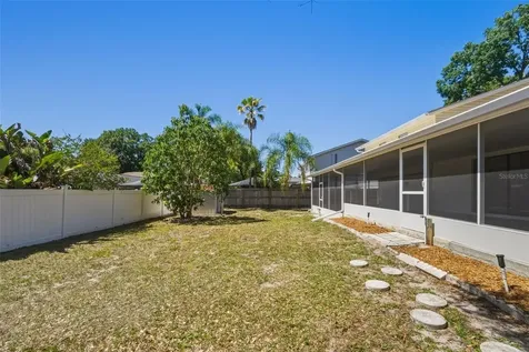15602 Farnsworth Lane Tampa FL 33624
