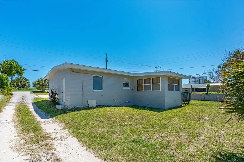 2908 S Peninsula Drive Daytona Beach FL 32118