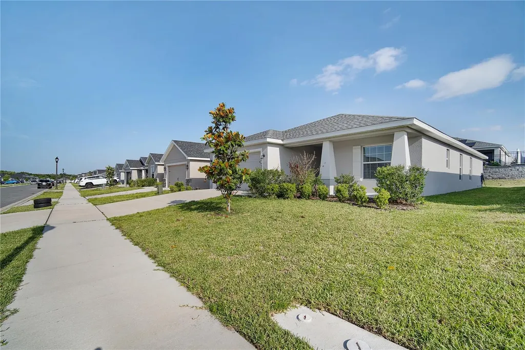2439 Matterhorn Trail Davenport FL 33837