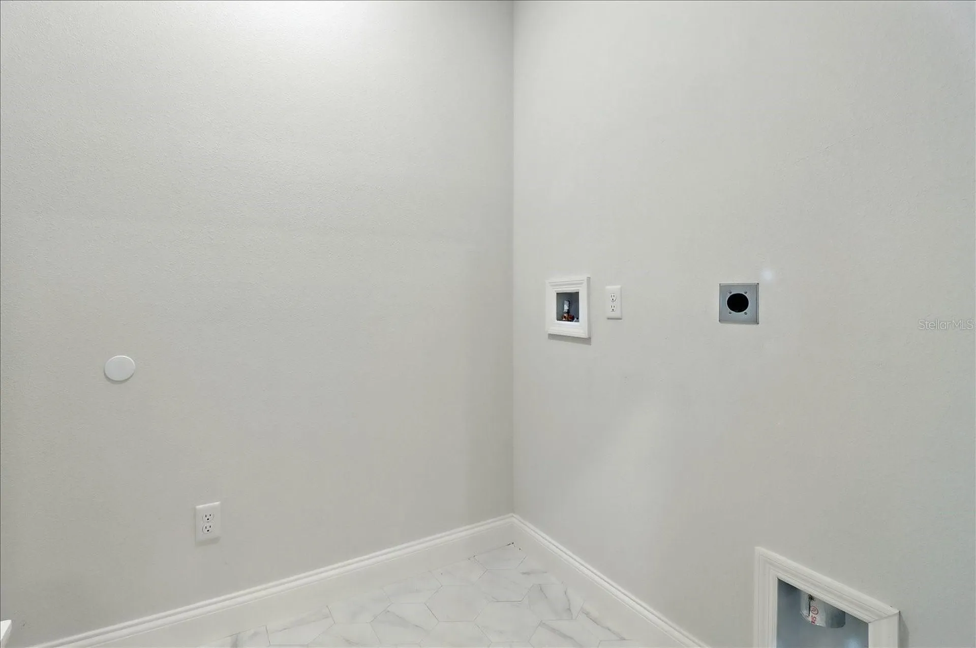 2225 W Howard Place Citrus Springs FL 34434
