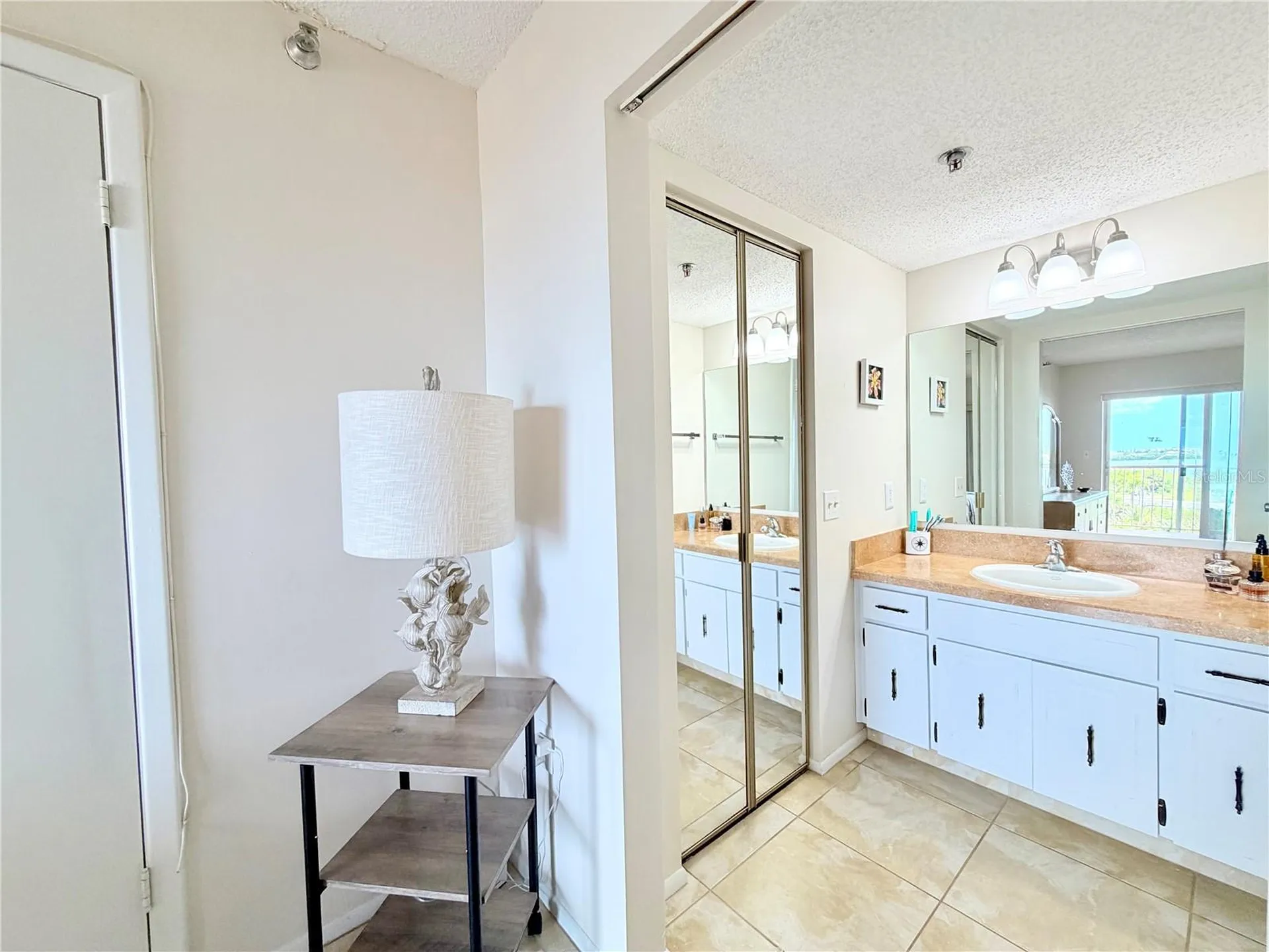 7430 Sunshine Skyway Lane S St Petersburg FL 33711