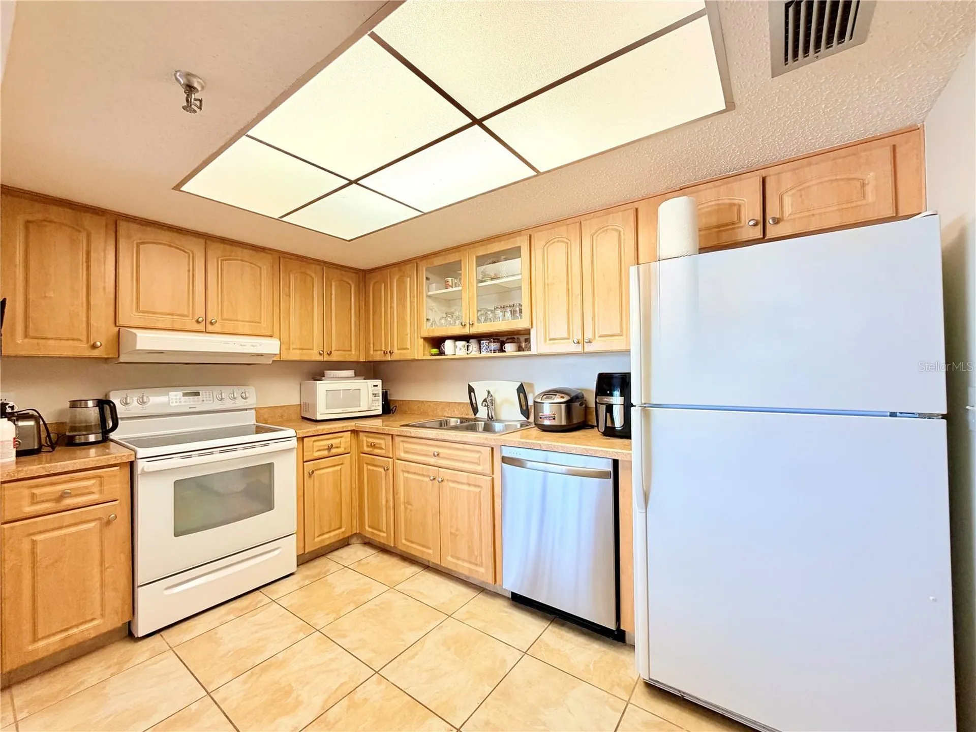7430 Sunshine Skyway Lane S St Petersburg FL 33711
