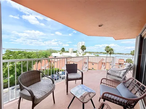 7430 Sunshine Skyway Lane S St Petersburg FL 33711