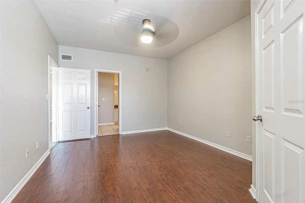 4316 Bayside Village Drive Tampa FL 33615