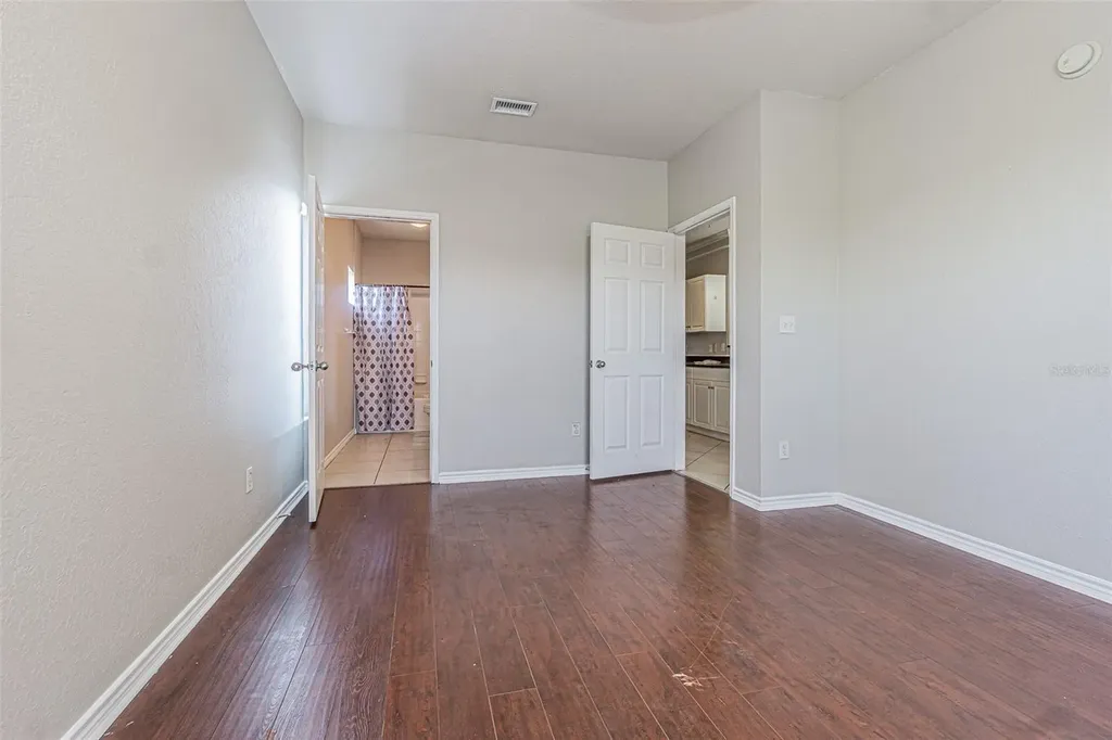 4316 Bayside Village Drive Tampa FL 33615