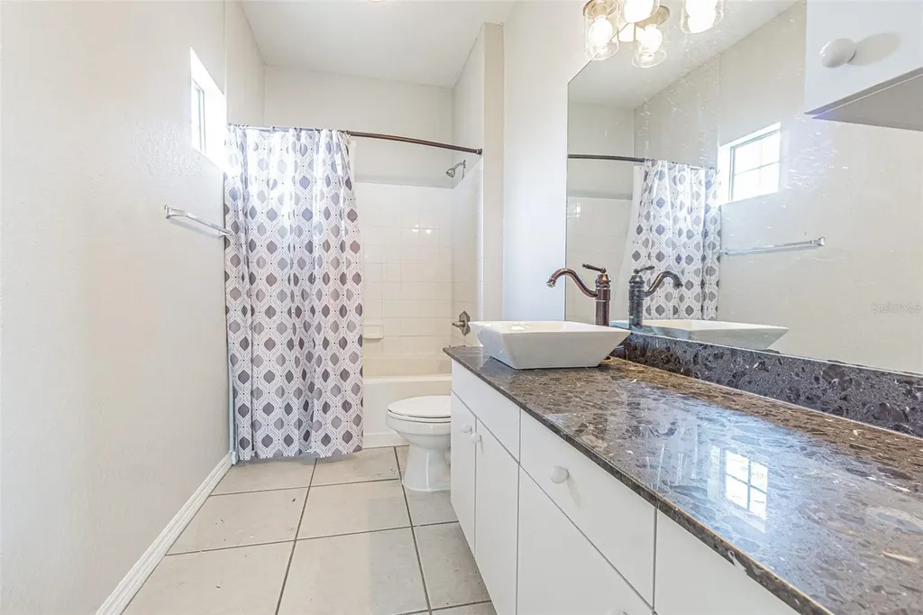 4316 Bayside Village Drive Tampa FL 33615