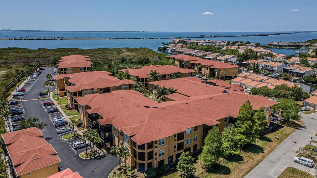 4316 Bayside Village Drive Tampa FL 33615