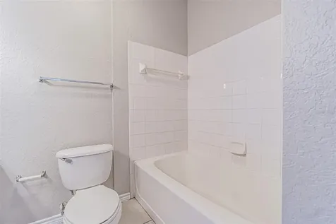4316 Bayside Village Drive Tampa FL 33615