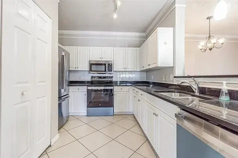 4316 Bayside Village Drive Tampa FL 33615