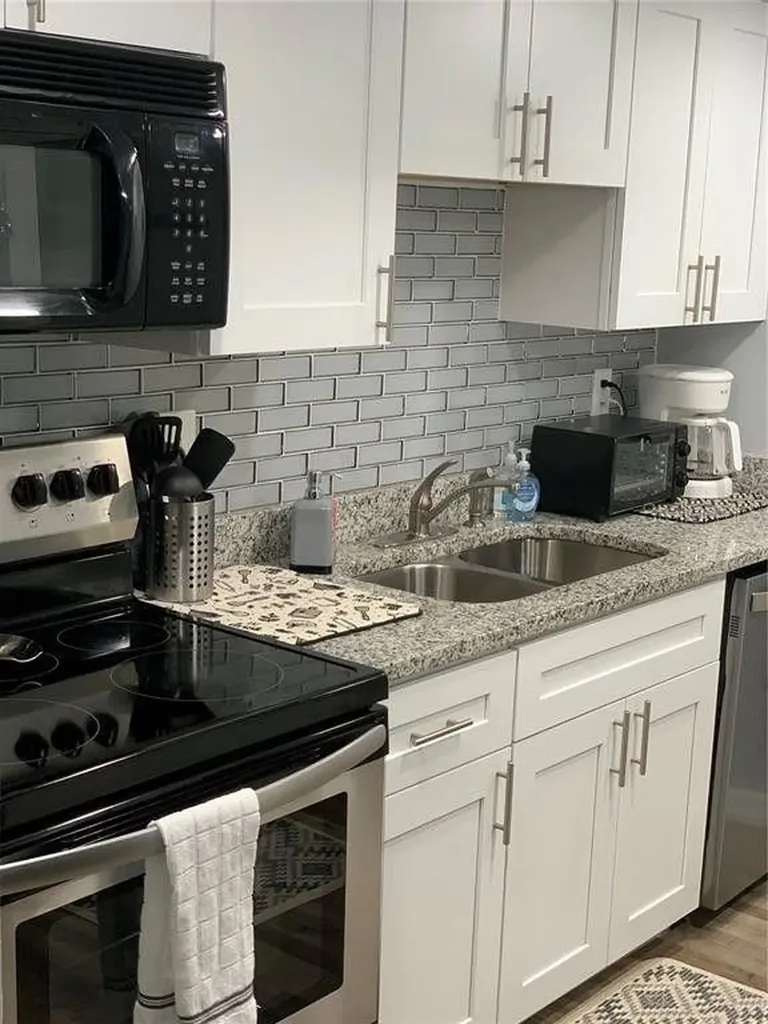 140 Hunter Lake Drive Oldsmar FL 34677