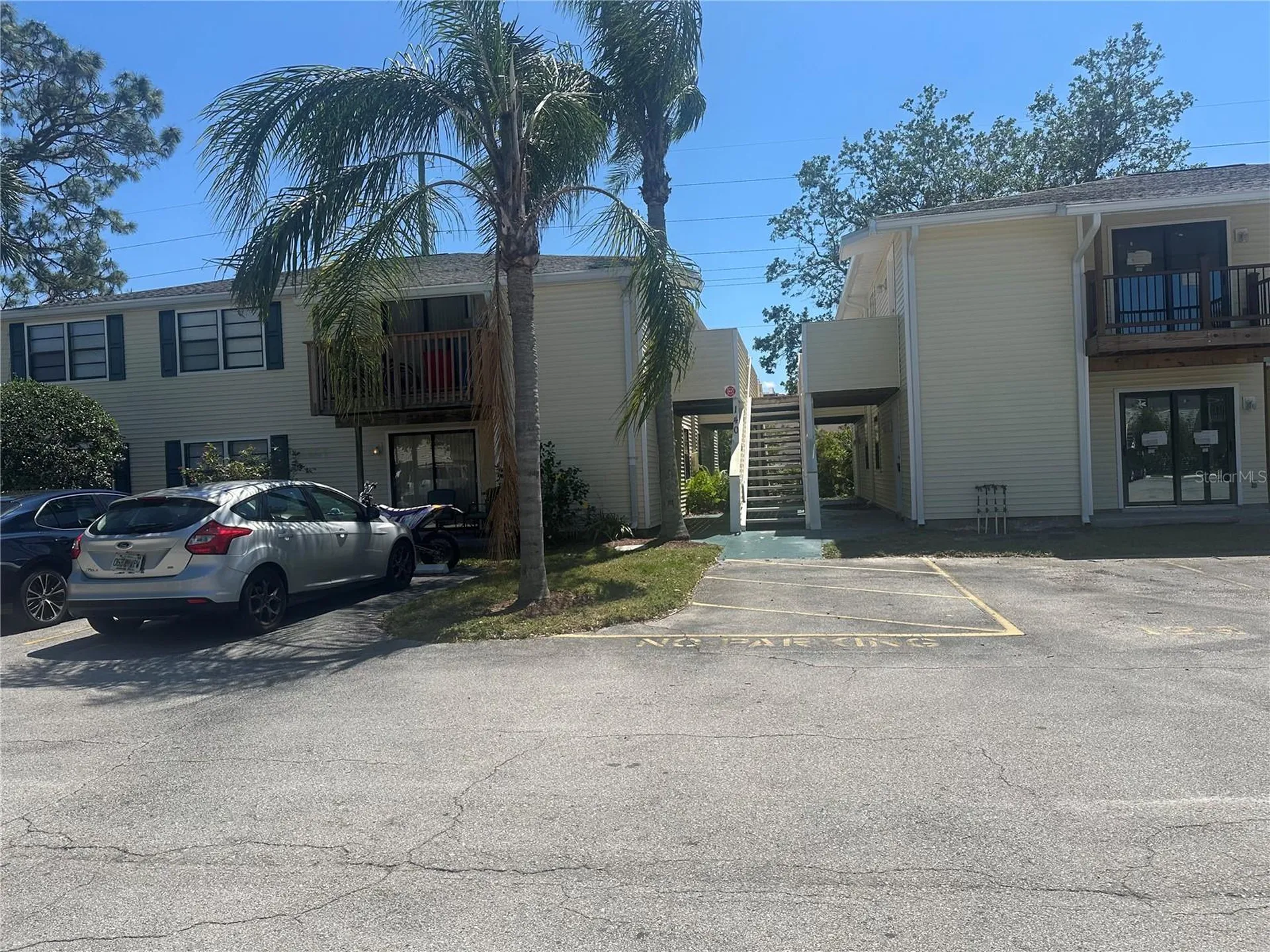 140 Hunter Lake Drive Oldsmar FL 34677