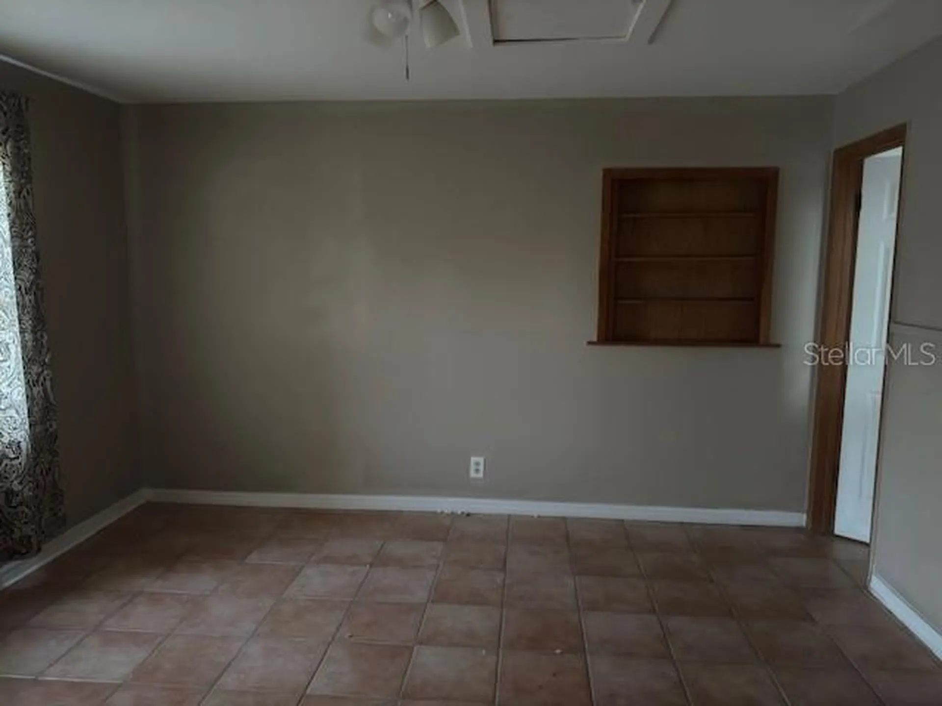 4409 W Varn Avenue Tampa FL 33616