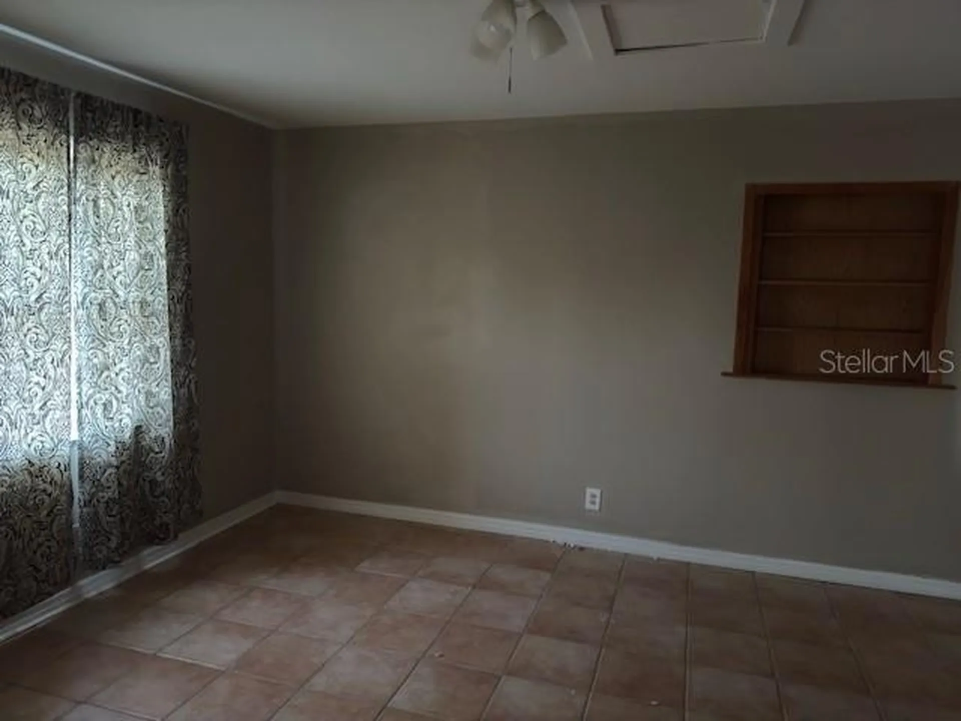 4409 W Varn Avenue Tampa FL 33616