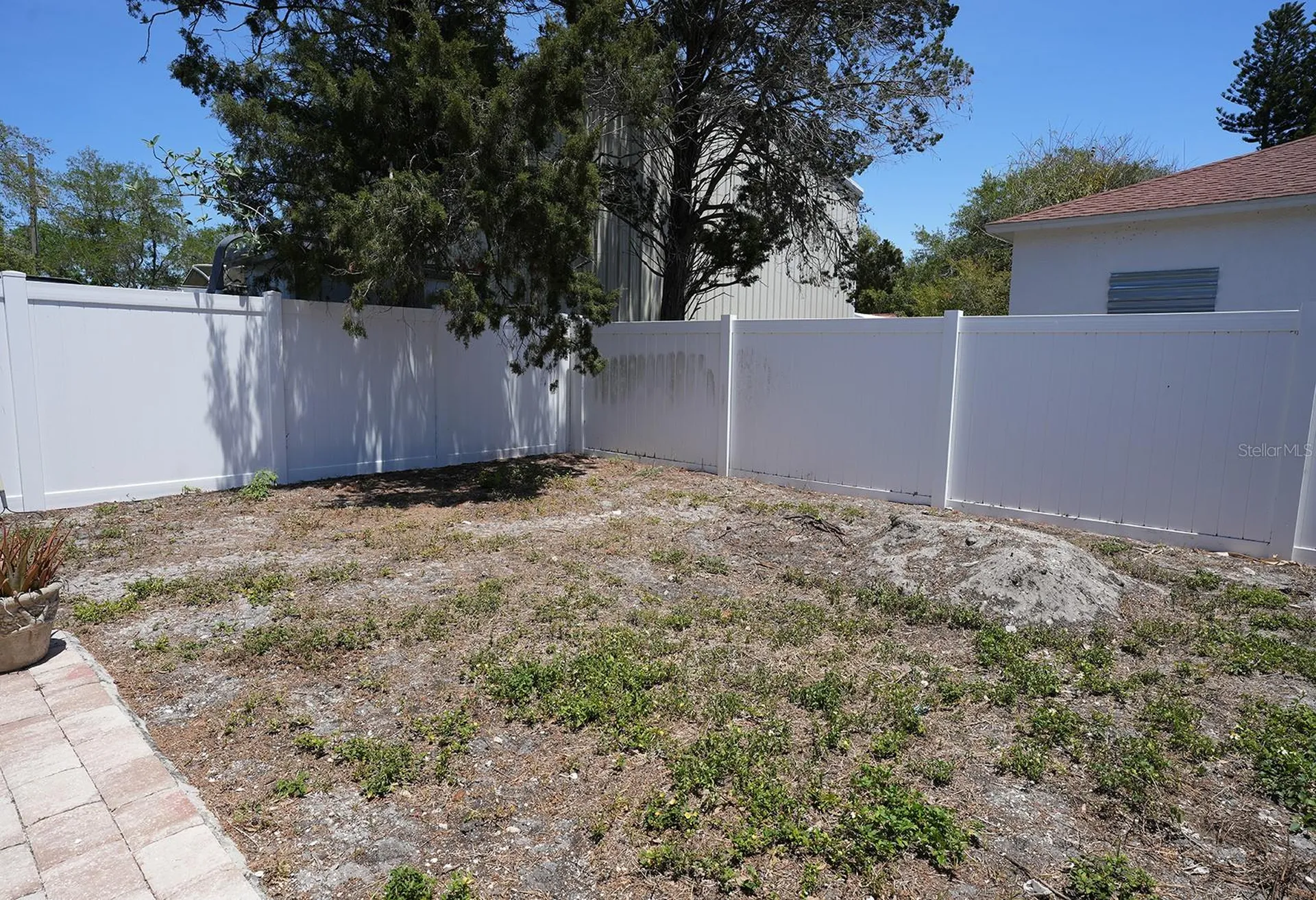 12119 Murray Avenue Seminole FL 33778