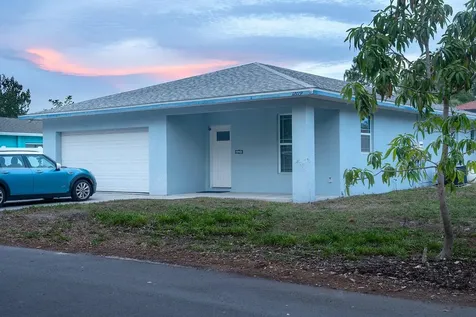 12119 Murray Avenue Seminole FL 33778