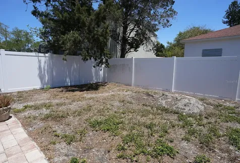 12119 Murray Avenue Seminole FL 33778