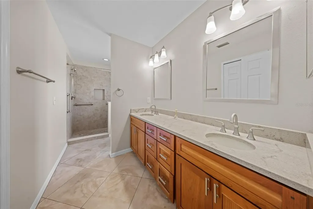 1335 Daniels Cove Drive Winter Garden FL 34787