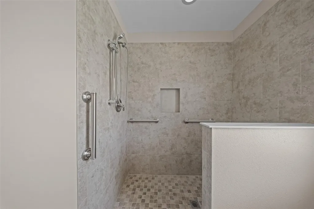 1335 Daniels Cove Drive Winter Garden FL 34787