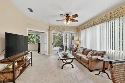8512 54th Avenue Circle E Bradenton FL 34211