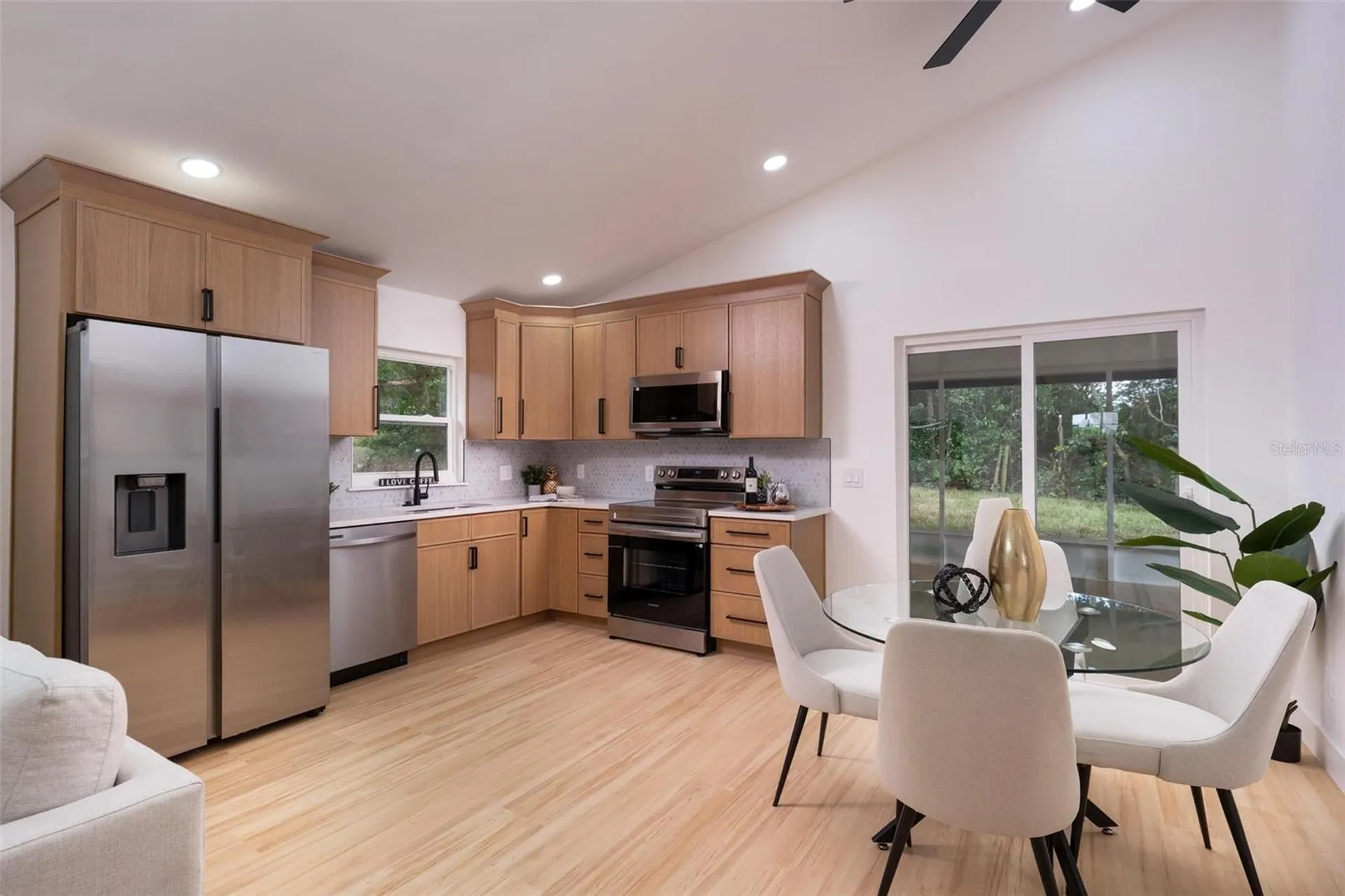 1038 Sheeler Hills Drive Apopka FL 32703