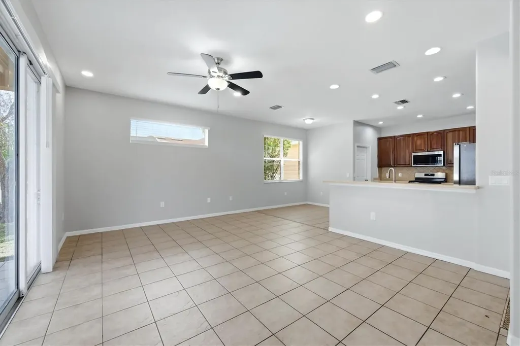 4266 67th Avenue Circle E Sarasota FL 34243