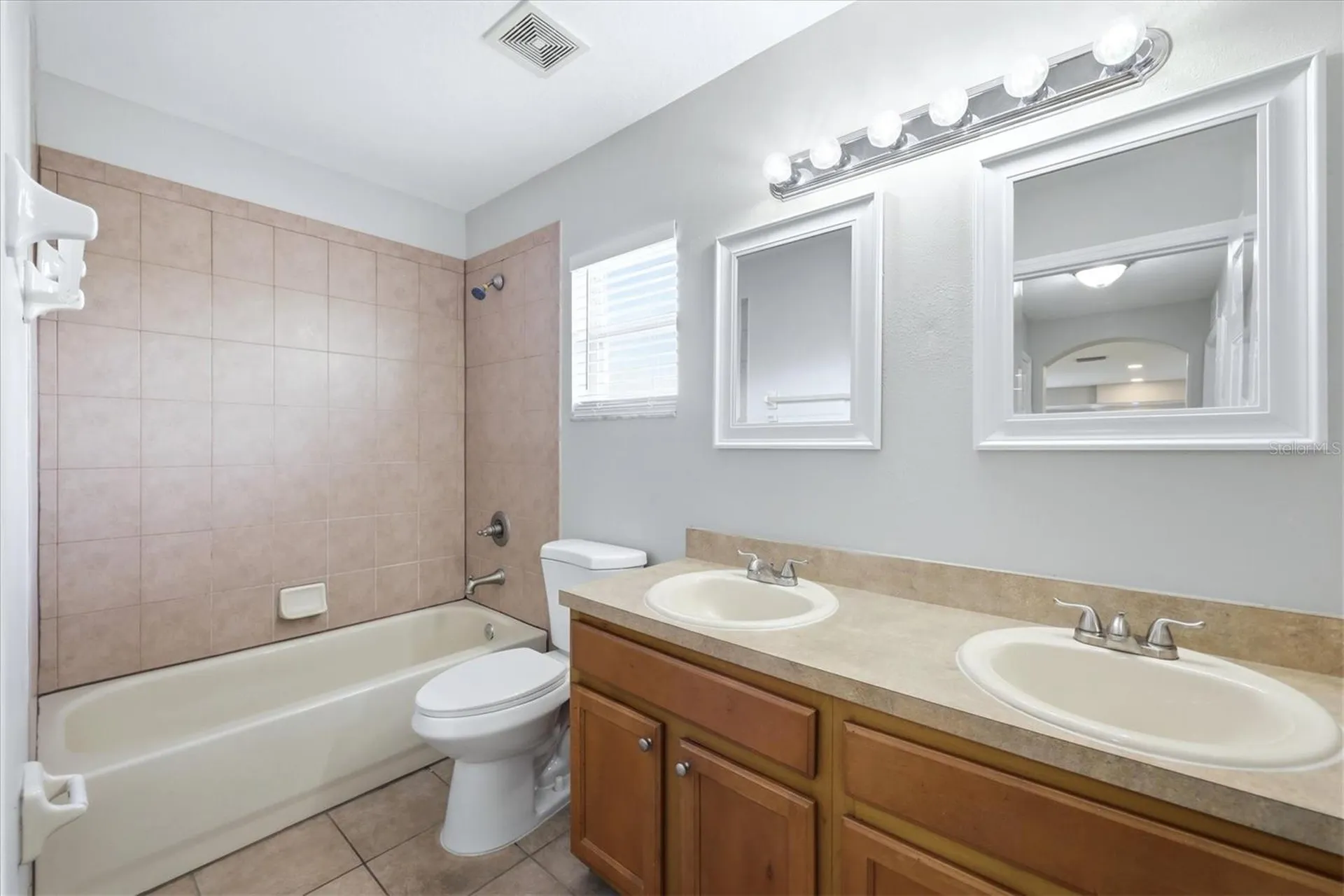 4266 67th Avenue Circle E Sarasota FL 34243