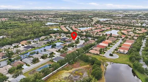 4266 67th Avenue Circle E Sarasota FL 34243