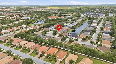 4266 67th Avenue Circle E Sarasota FL 34243