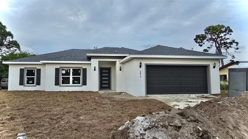 5813 Regent Road Venice FL 34293