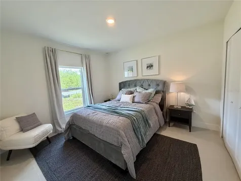 5813 Regent Road Venice FL 34293