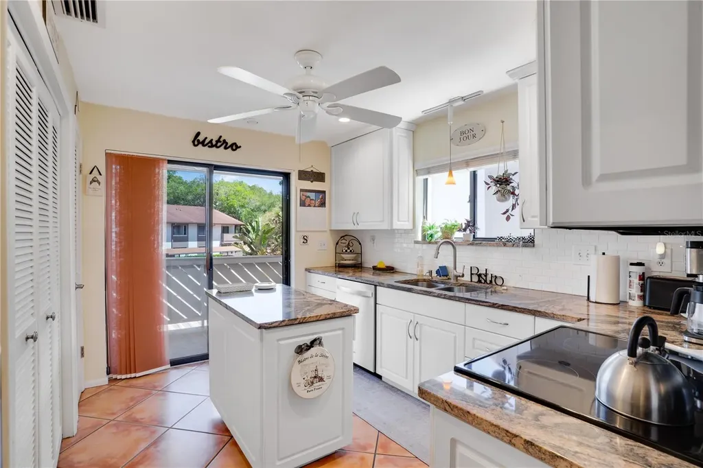 514 Tabor Court Safety Harbor FL 34695