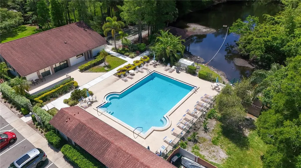 514 Tabor Court Safety Harbor FL 34695