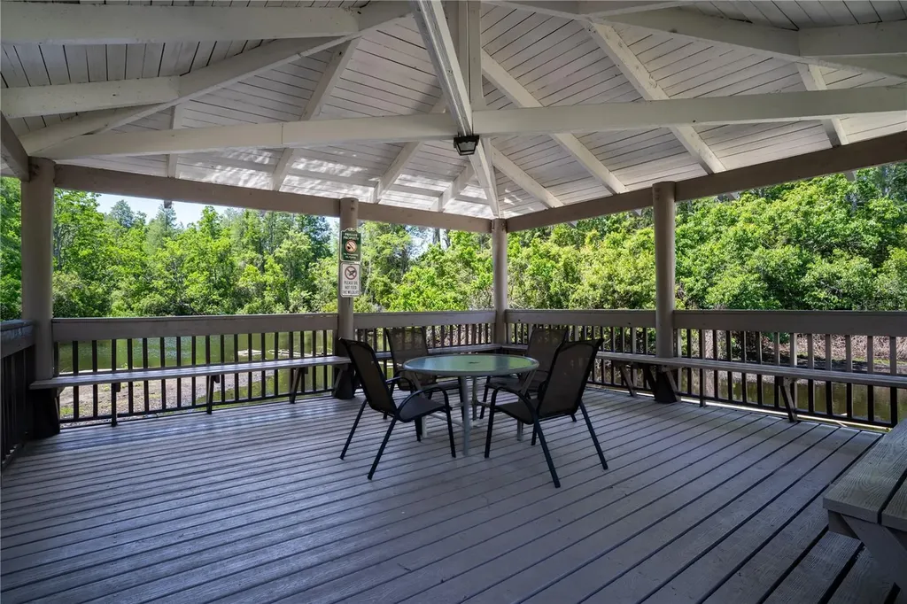 514 Tabor Court Safety Harbor FL 34695