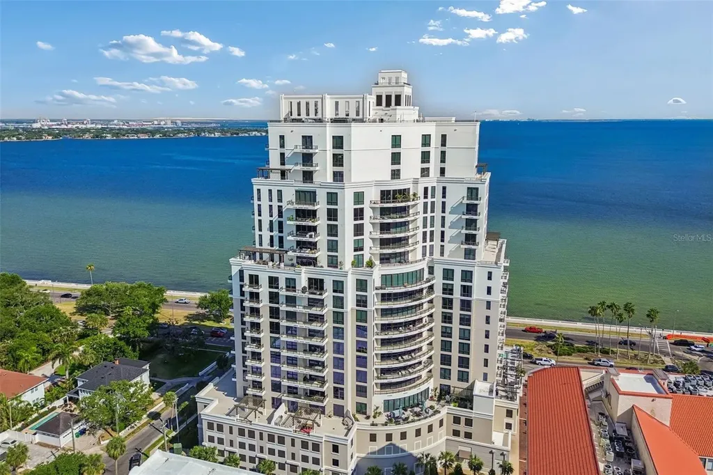 2103 Bayshore Boulevard Tampa FL 33606