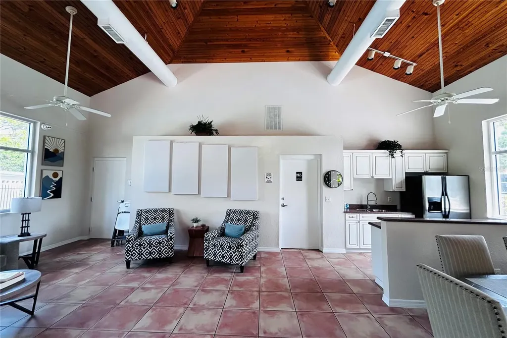 972 La Costa Circle Sarasota FL 34237