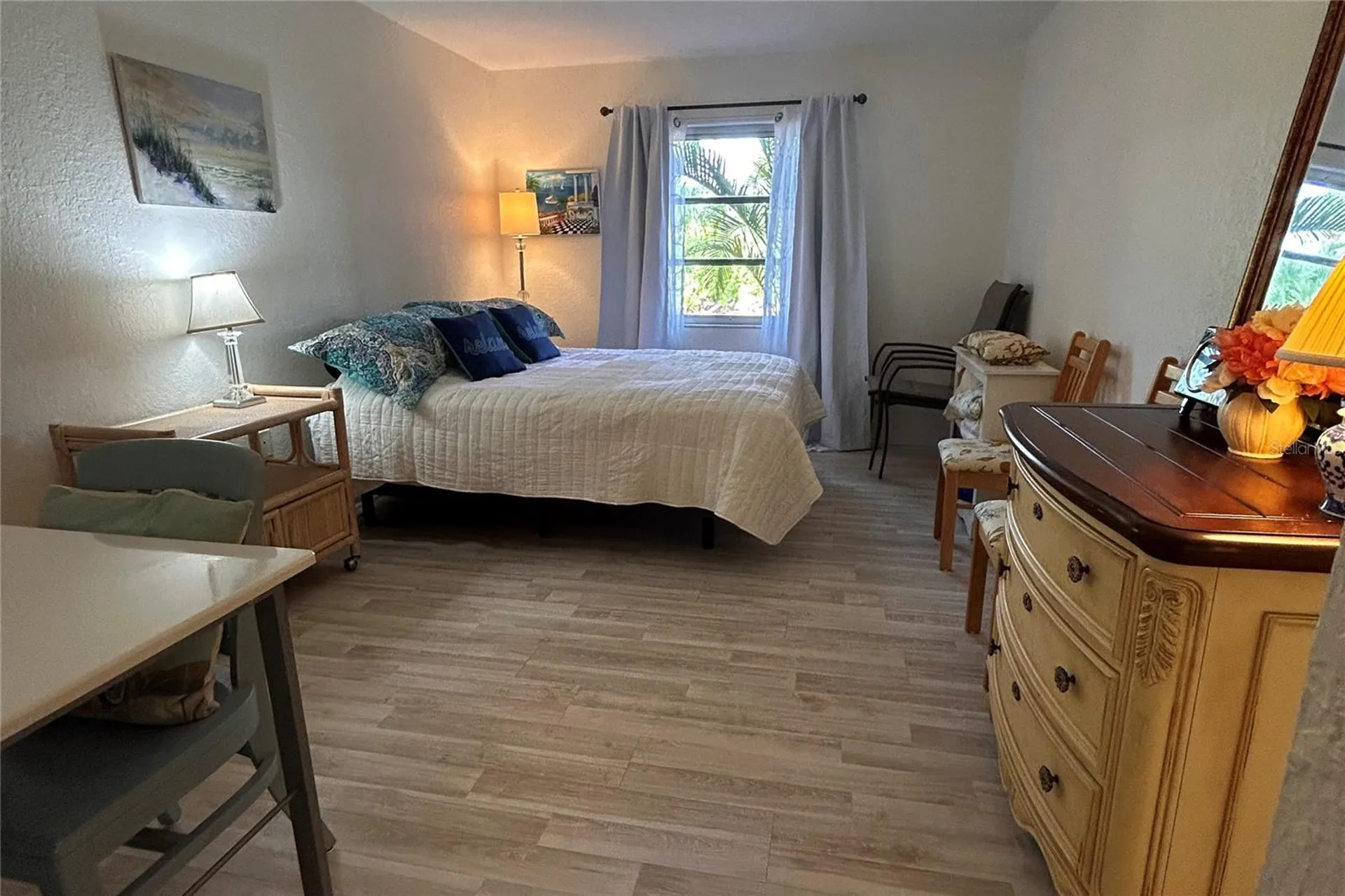 972 La Costa Circle Sarasota FL 34237
