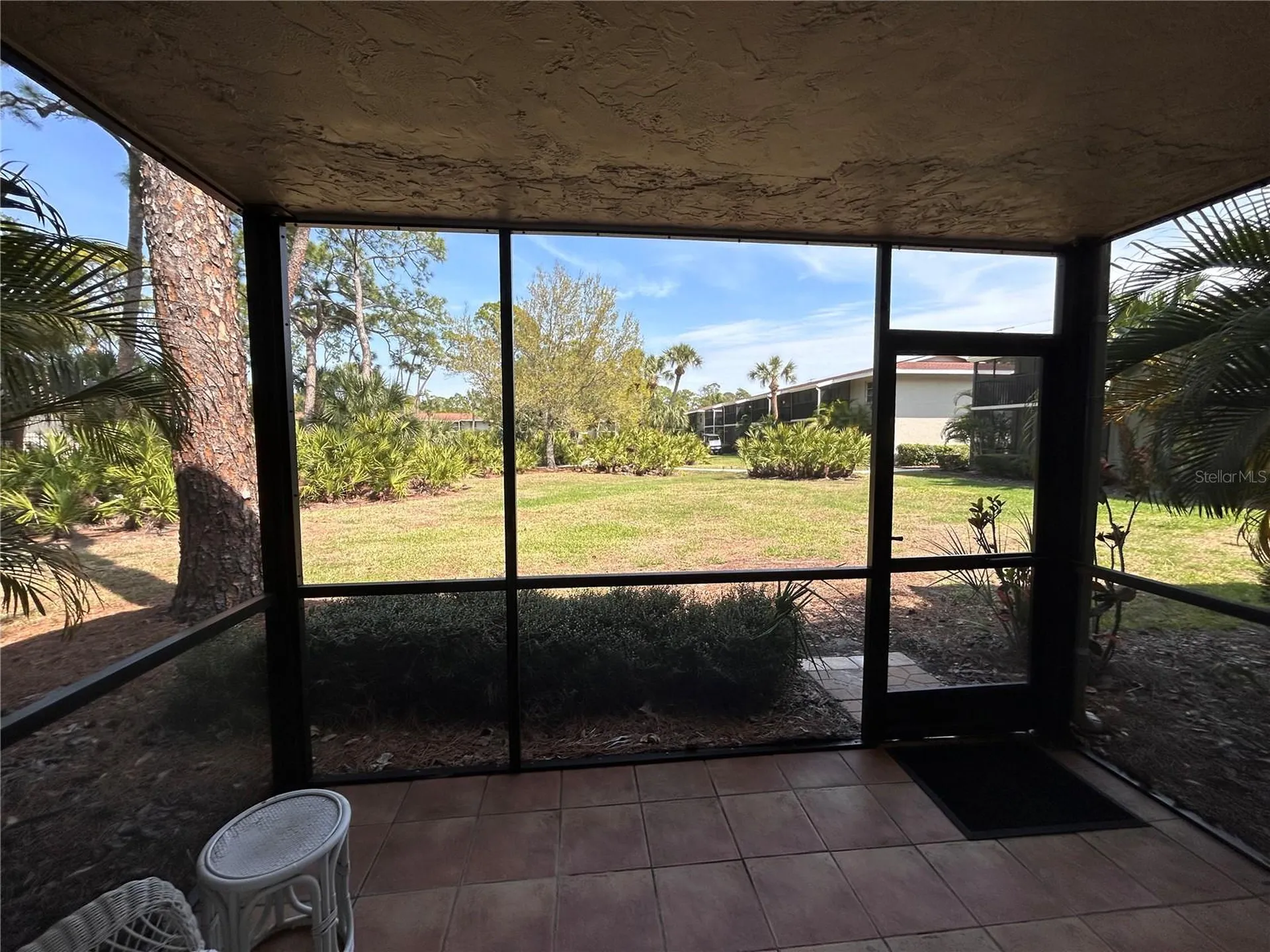 972 La Costa Circle Sarasota FL 34237