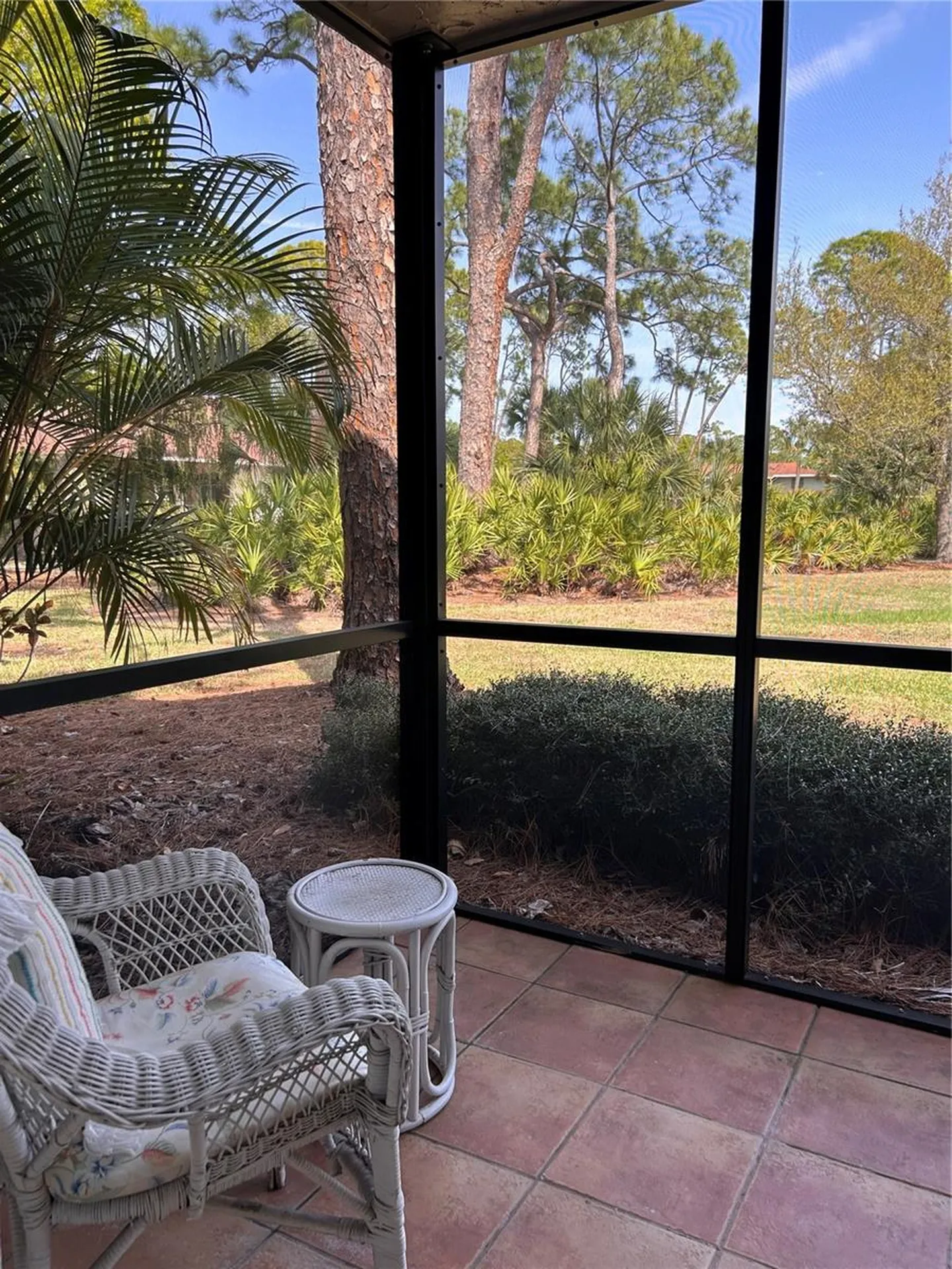 972 La Costa Circle Sarasota FL 34237