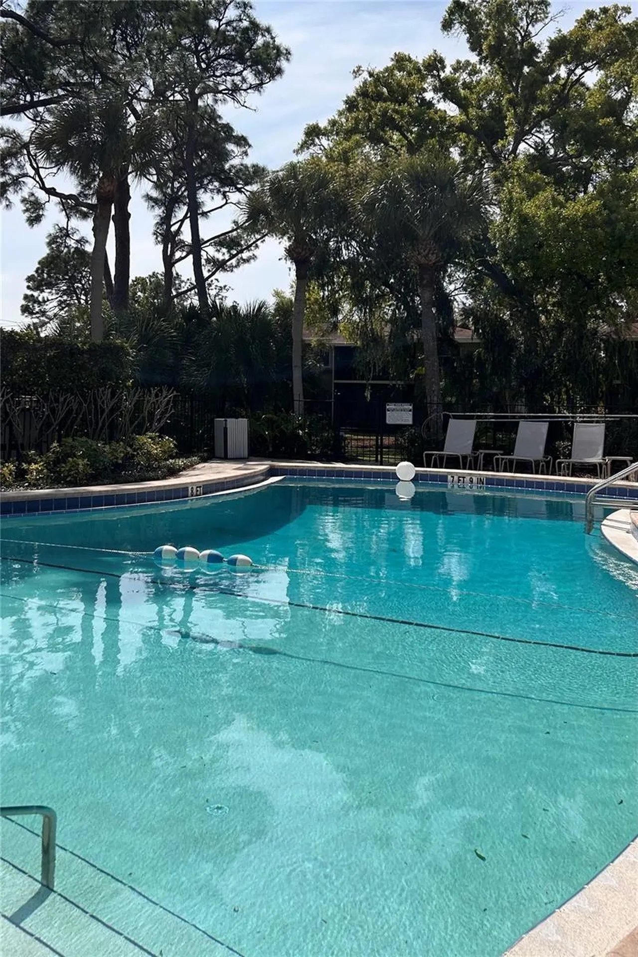 972 La Costa Circle Sarasota FL 34237