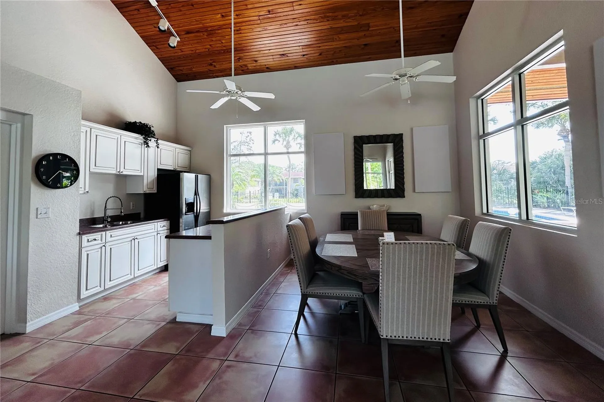 972 La Costa Circle Sarasota FL 34237