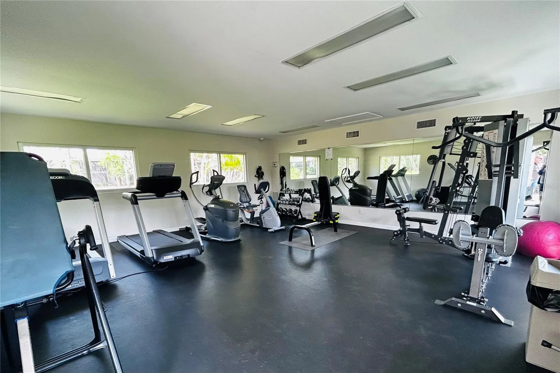 972 La Costa Circle Sarasota FL 34237