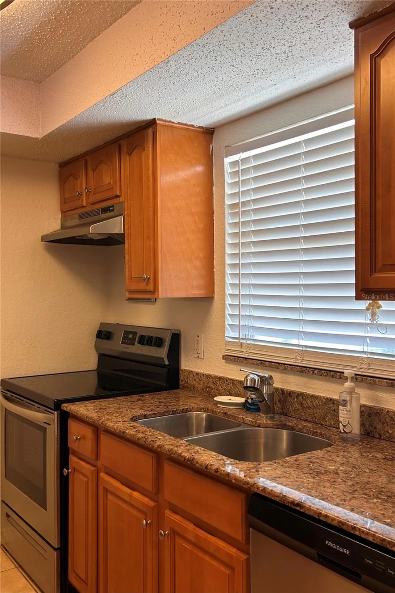 972 La Costa Circle Sarasota FL 34237