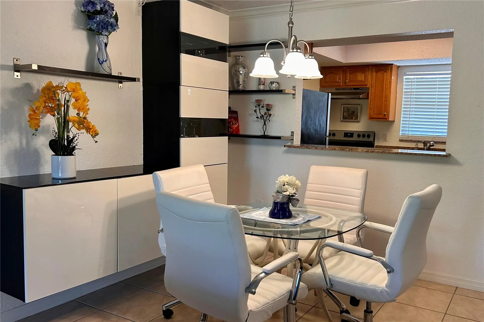 972 La Costa Circle Sarasota FL 34237