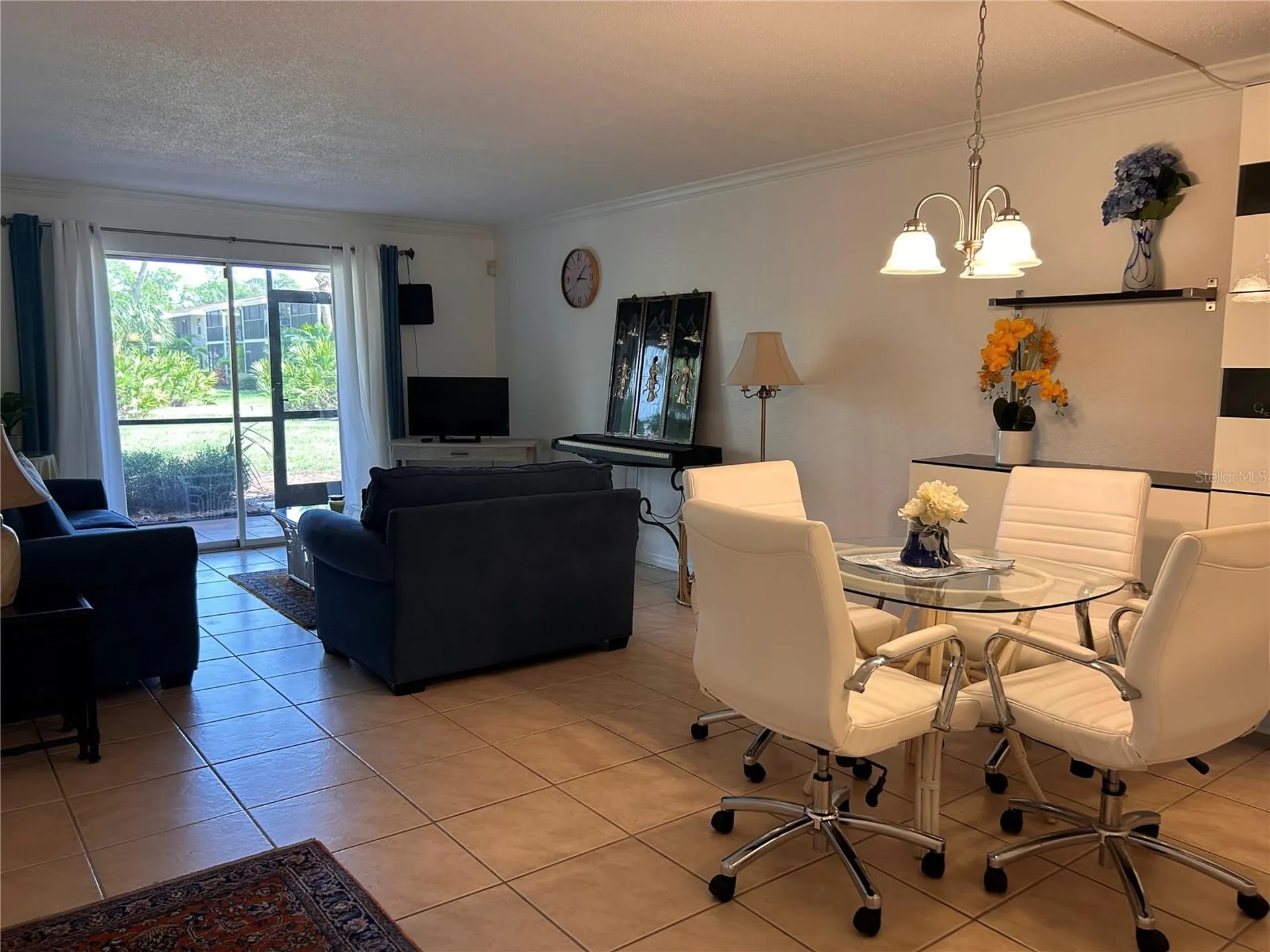 972 La Costa Circle Sarasota FL 34237