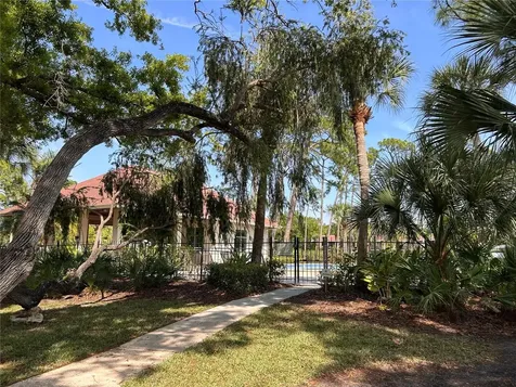 972 La Costa Circle Sarasota FL 34237
